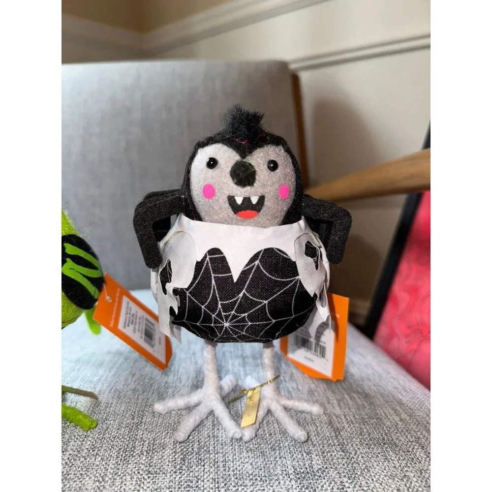 Target Halloween Feathery Friends Set of 4 X Ray Glitters Spellma Skitters NEW